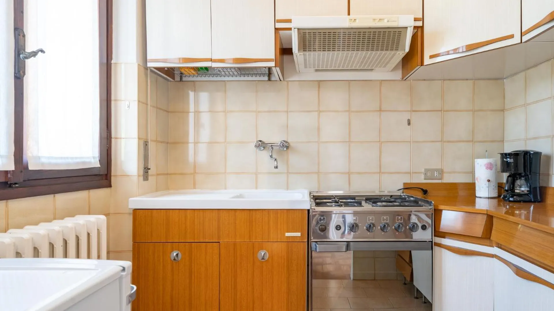 Jasmine Lilla - Apartment In Villa With Terrace Льерна Италия